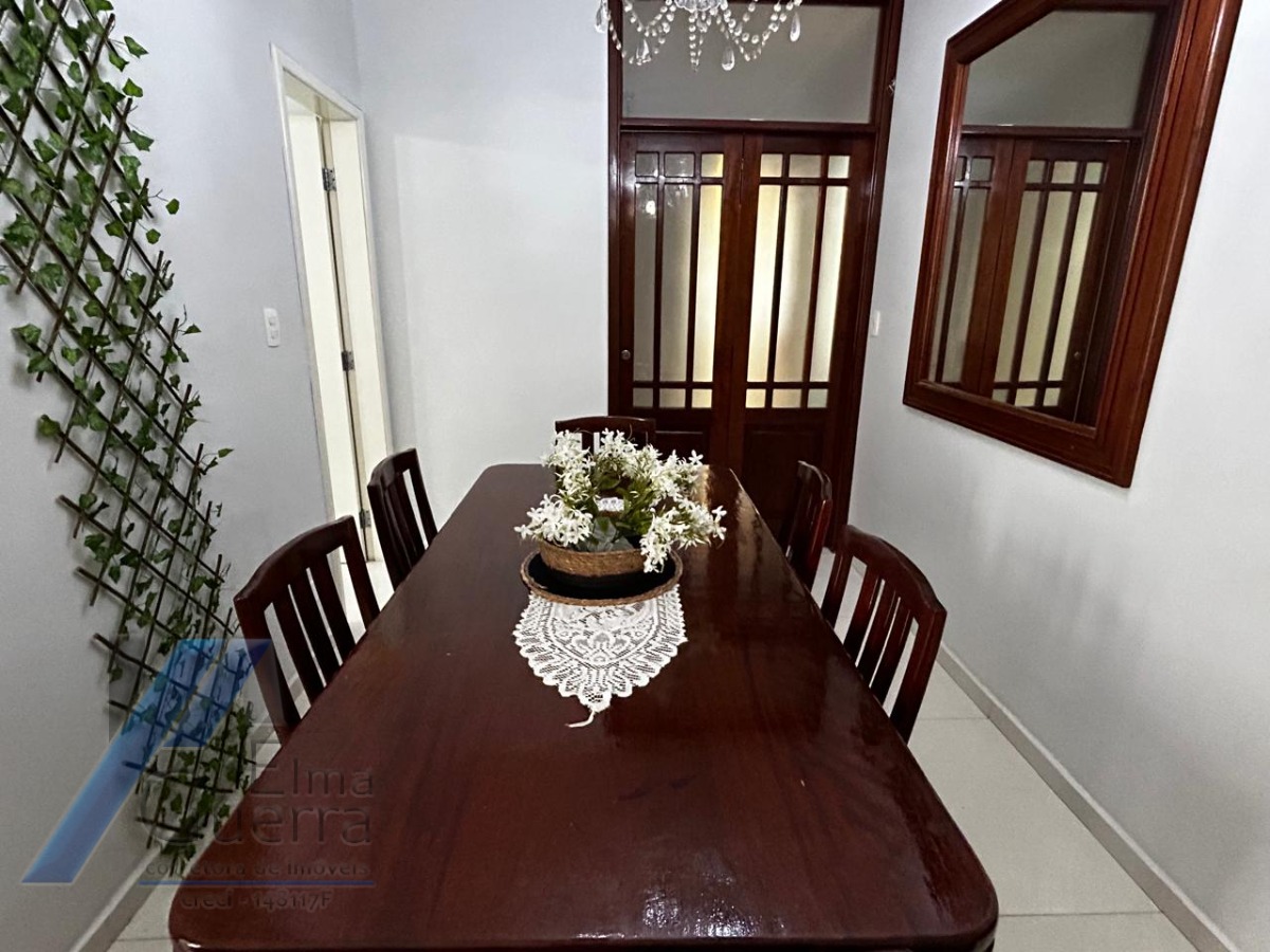 Ubatuba, Centro - Apartamento de 03 dormitorios sendo 01 suite e área de lazer.