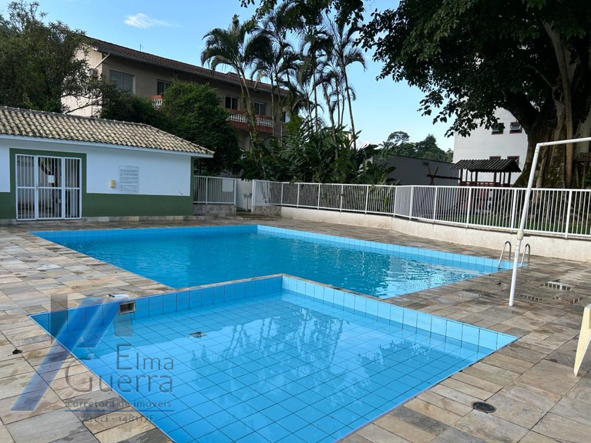 Ubatuba, Centro - Apartamento de 03 dormitorios sendo 01 suite e área de lazer.