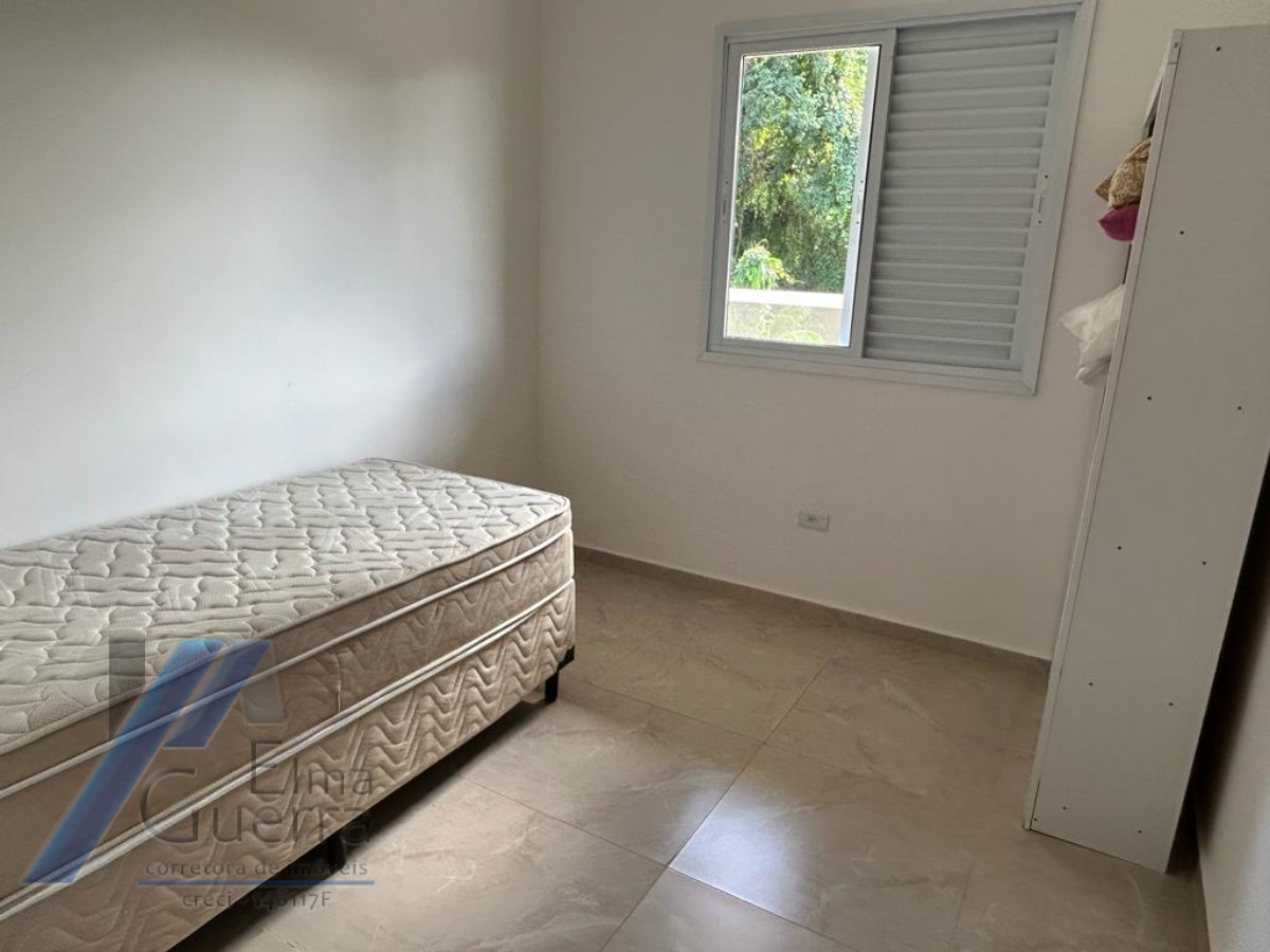 Ubatuba, Praia das Toninhas - Apartamento cobertura com 03 dormitórios sendo 01 suite com vista para o mar.