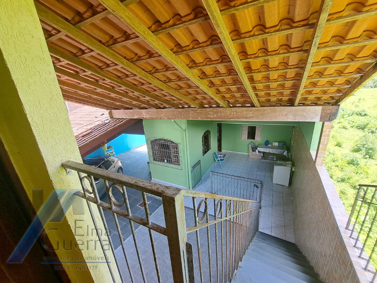 Ubatuba, Jardim Carolina - Linda Casa 03 Dormitórios, sendo 02 suites, com terreno de 450m2