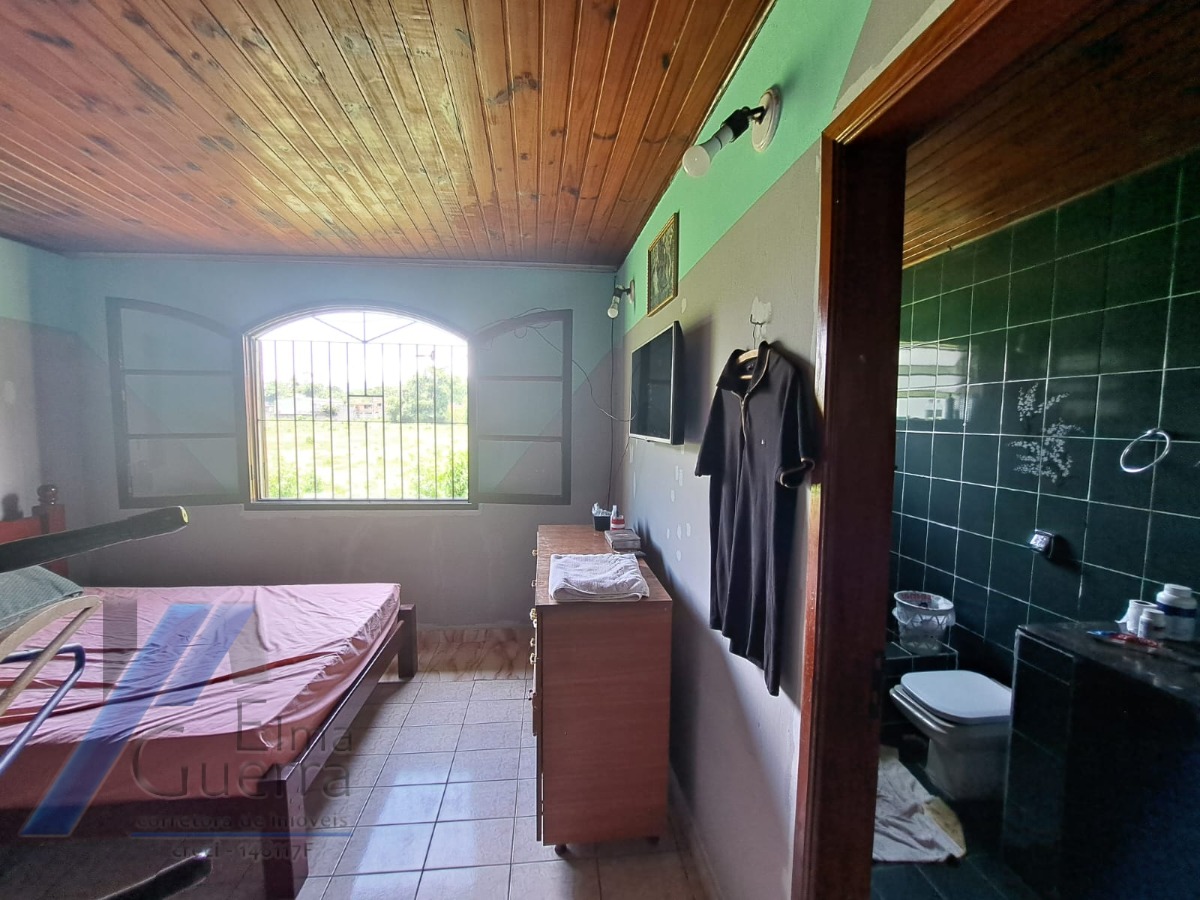 Ubatuba, Jardim Carolina - Linda Casa 03 Dormitórios, sendo 02 suites, com terreno de 450m2