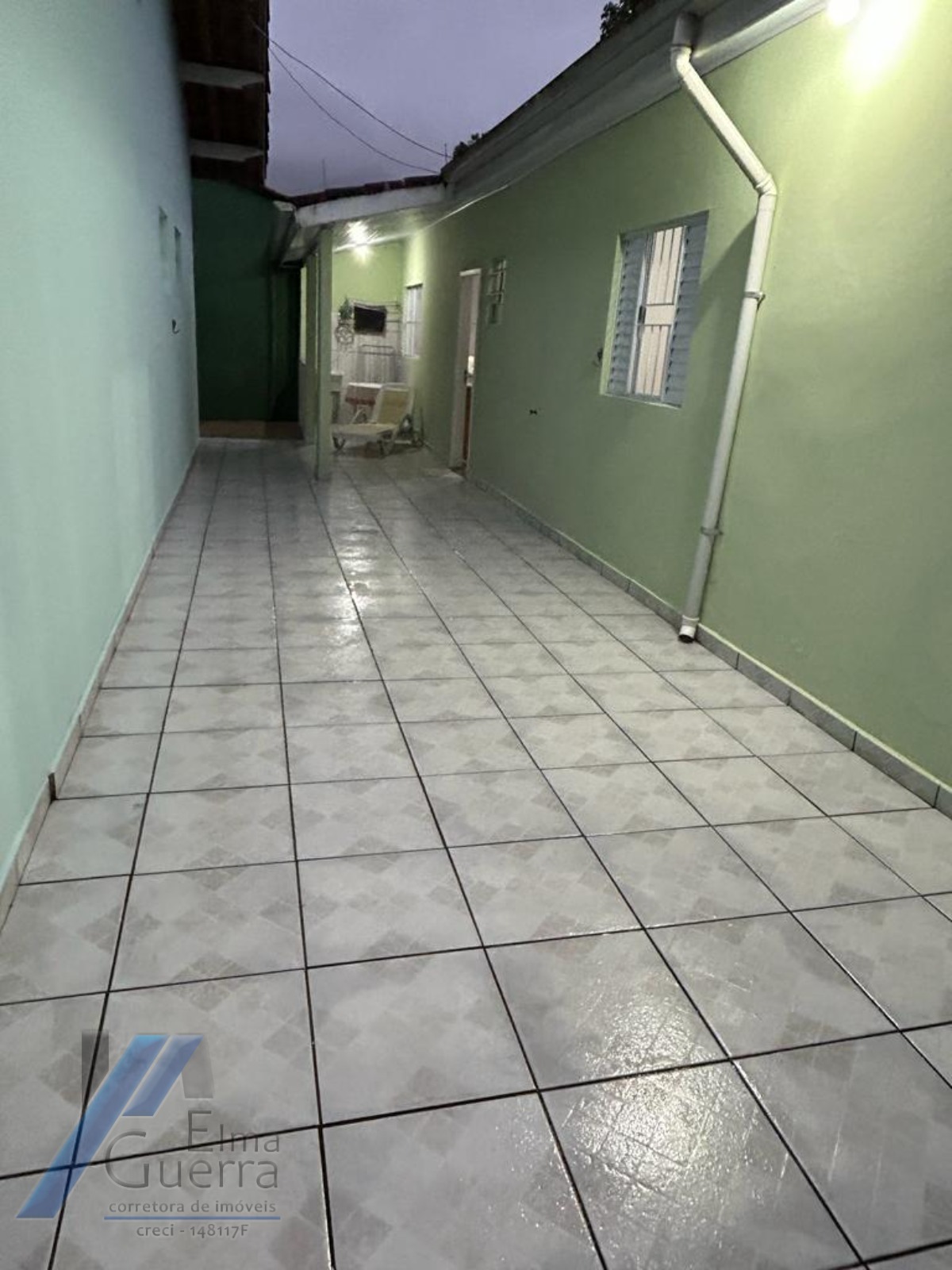 Casa à venda com 3 quartos, 200m² - Foto 11