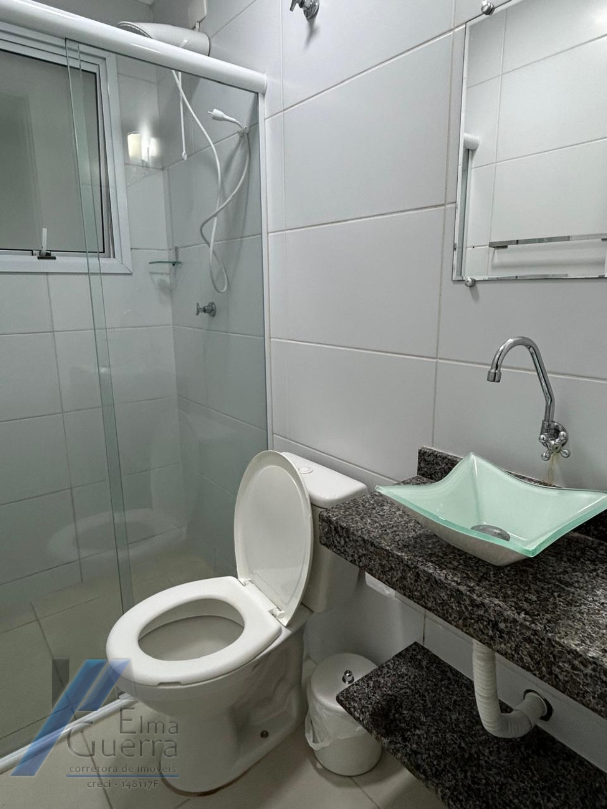 Ubatuba, Pereque-açú - Apartamento com 02 dormitórios, sendo 01 suíte e área de lazer.