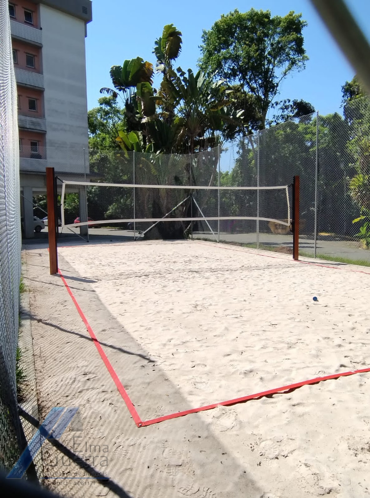 Ubatuba, Pereque-açú - Apartamento com 02 dormitórios, sendo 01 suíte e área de lazer.