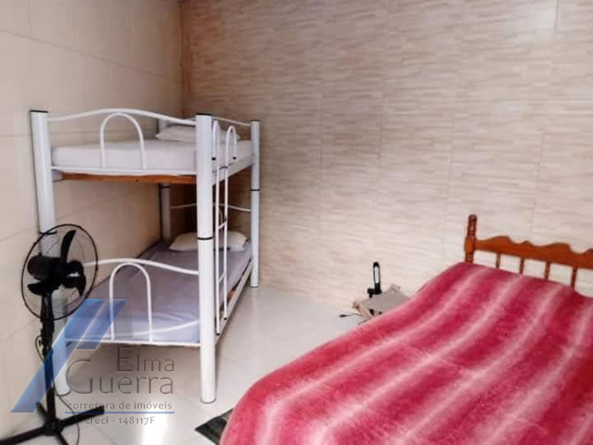 Ubatuba, Pereque-açú - Casa com 03 dormitorios, sendo 01 suite e área de lazer.