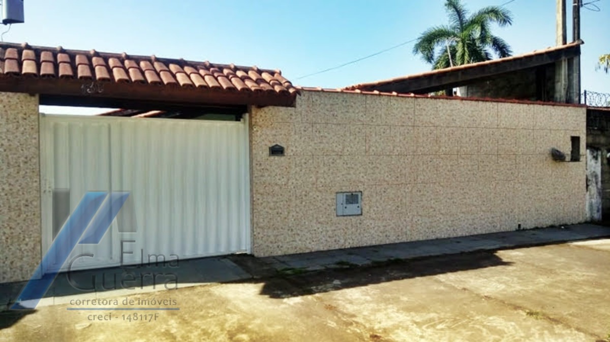 Ubatuba, Pereque-açú - Casa com 03 dormitorios, sendo 01 suite e área de lazer.