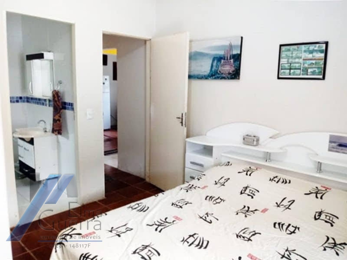 Ubatuba, Pereque-açú - Casa com 03 dormitorios, sendo 01 suite e área de lazer.
