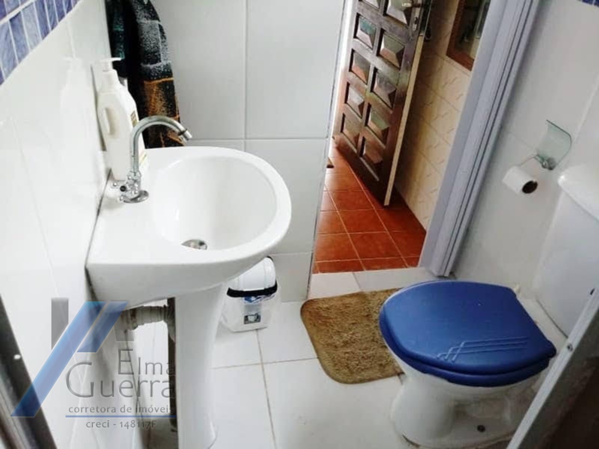 Ubatuba, Pereque-açú - Casa com 03 dormitorios, sendo 01 suite e área de lazer.