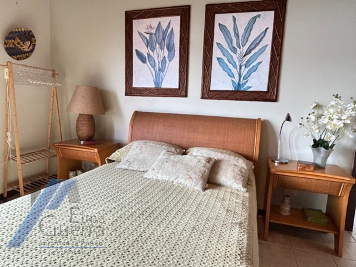 Ubatuba, Domingas Dias - Casa com 05 dormitórios, sendo 04 suítes e área de lazer com vista para o mar.