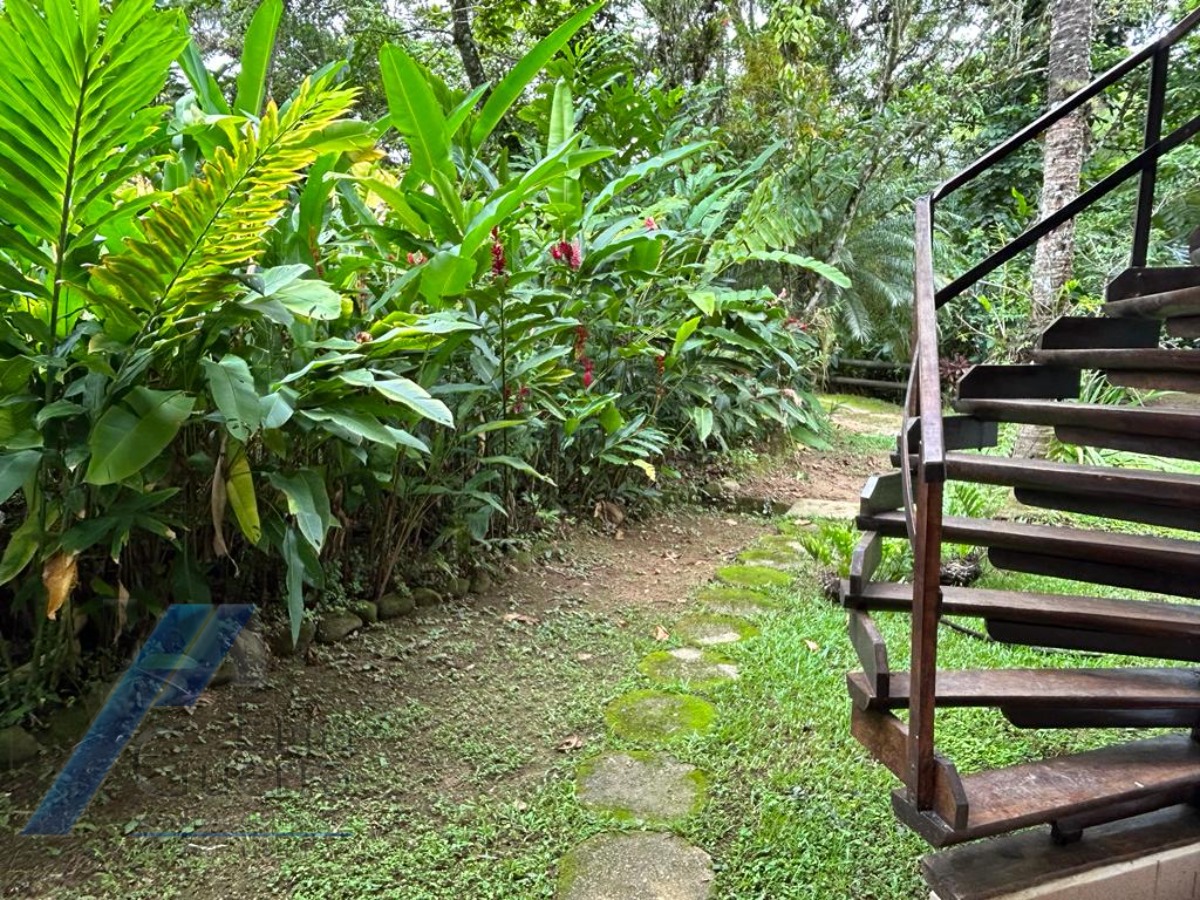 Casa à venda com 3 quartos, 409m² - Foto 4