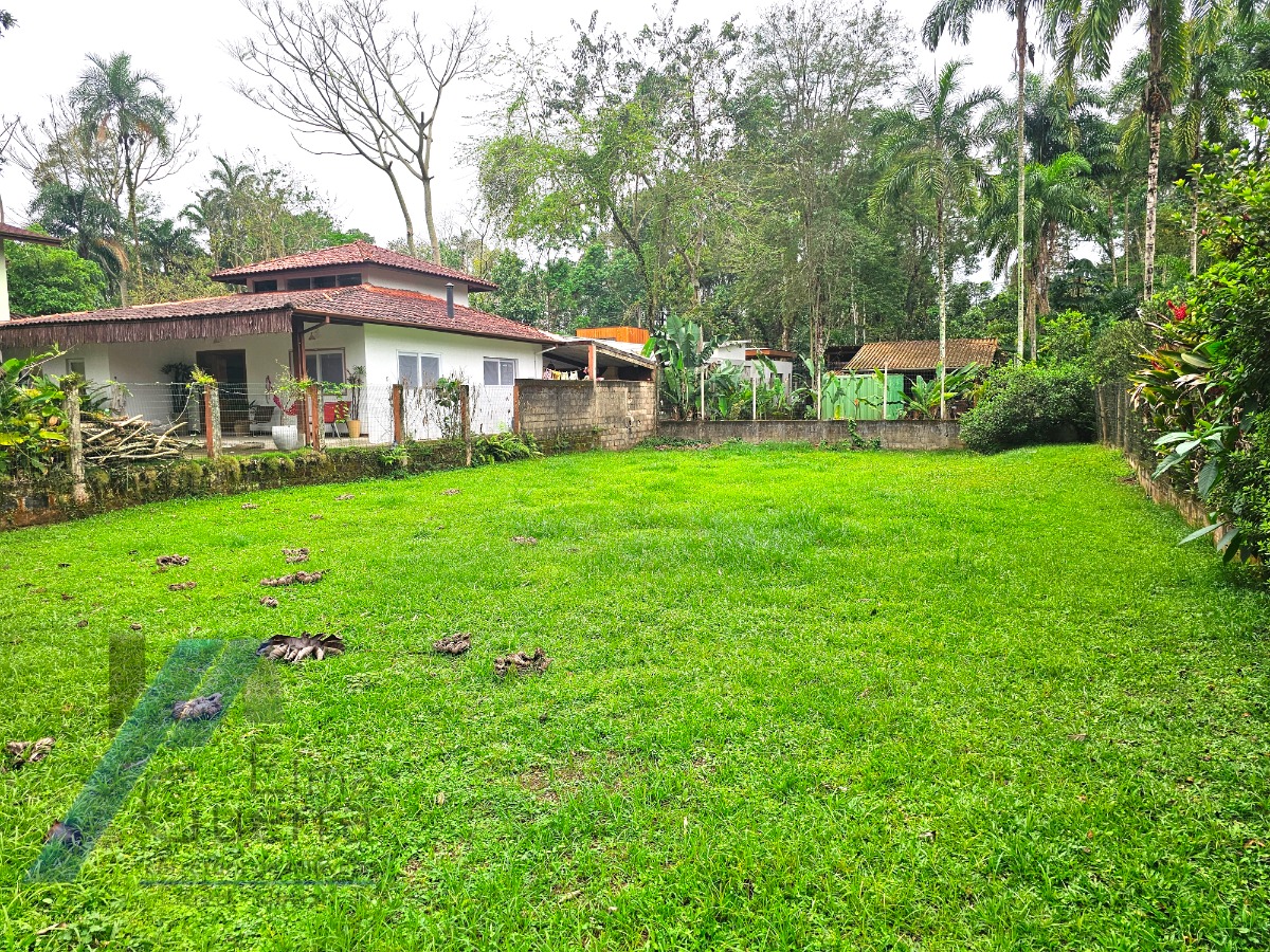 Ubatuba, Ressaca - Terreno com 450 m2, mudado.