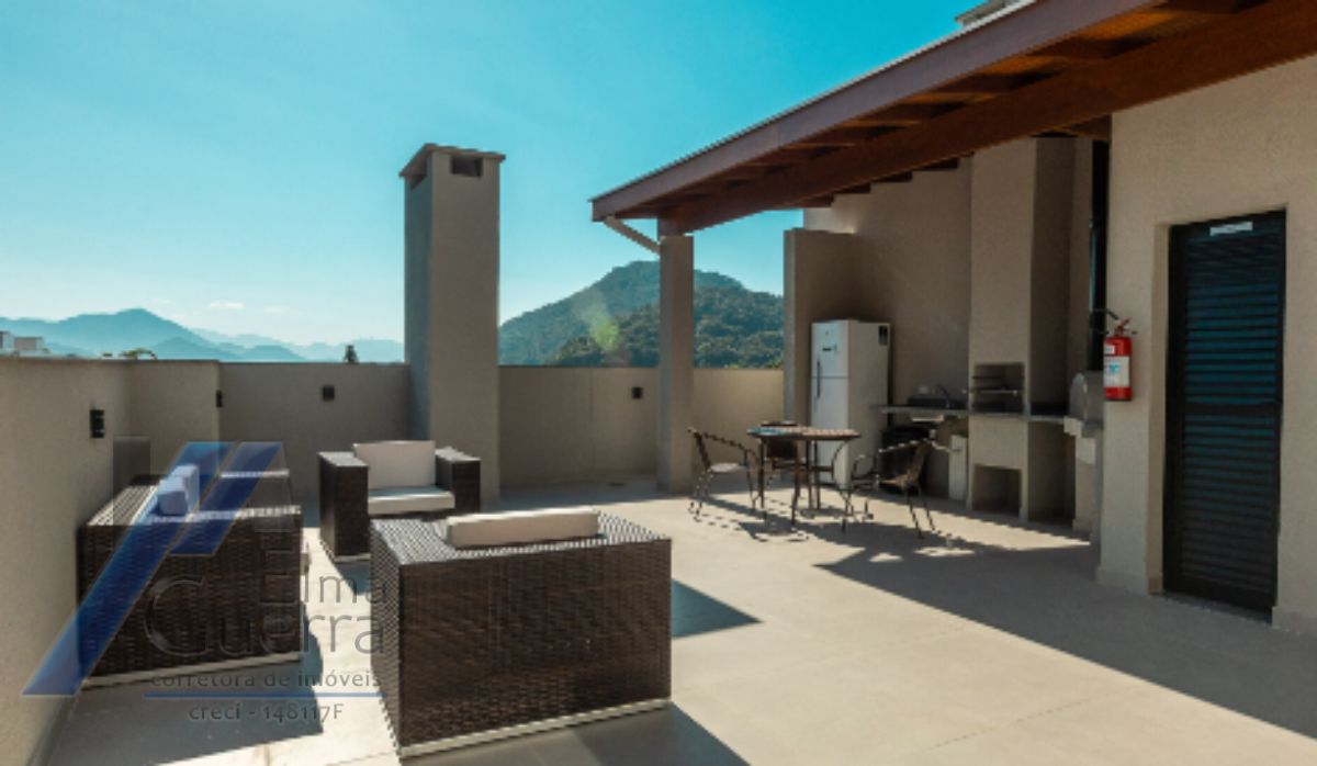 Ubatuba, Praia do Tenório - Apartamento com 02 suites e área de lazer.