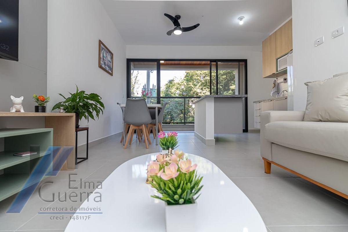 Ubatuba, Praia do Tenório - Apartamento com 02 suites e área de lazer.