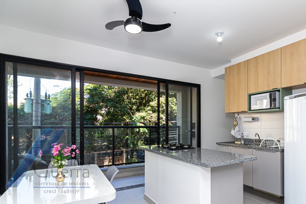 Ubatuba, Praia do Tenório - Apartamento com 02 suites e área de lazer.