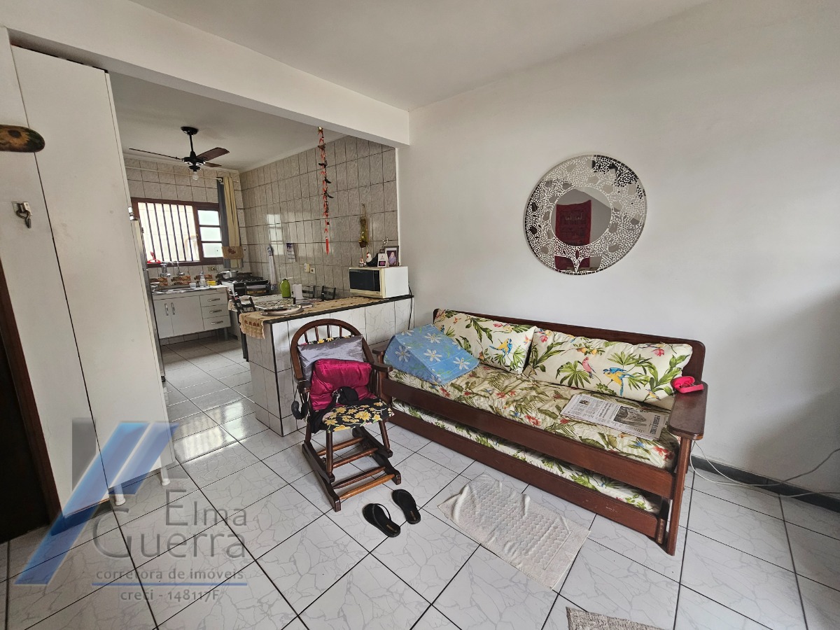 Ubatuba, Praia do Tenório - Casa sobrado geminado em condóminio com 02 dormitorios, a 300 metros da praia.