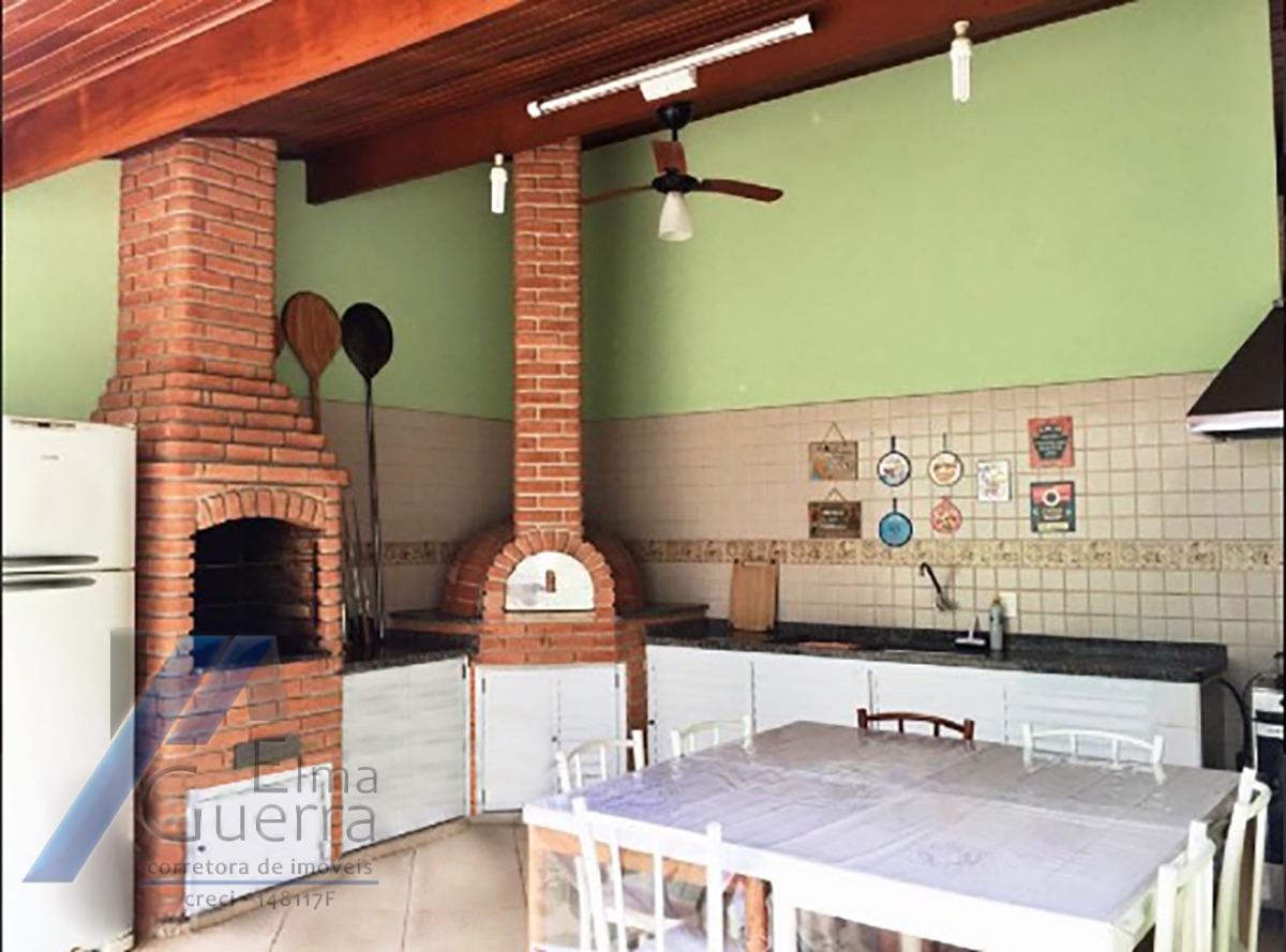 Casa, 3 quartos, 228 m² - Foto 11