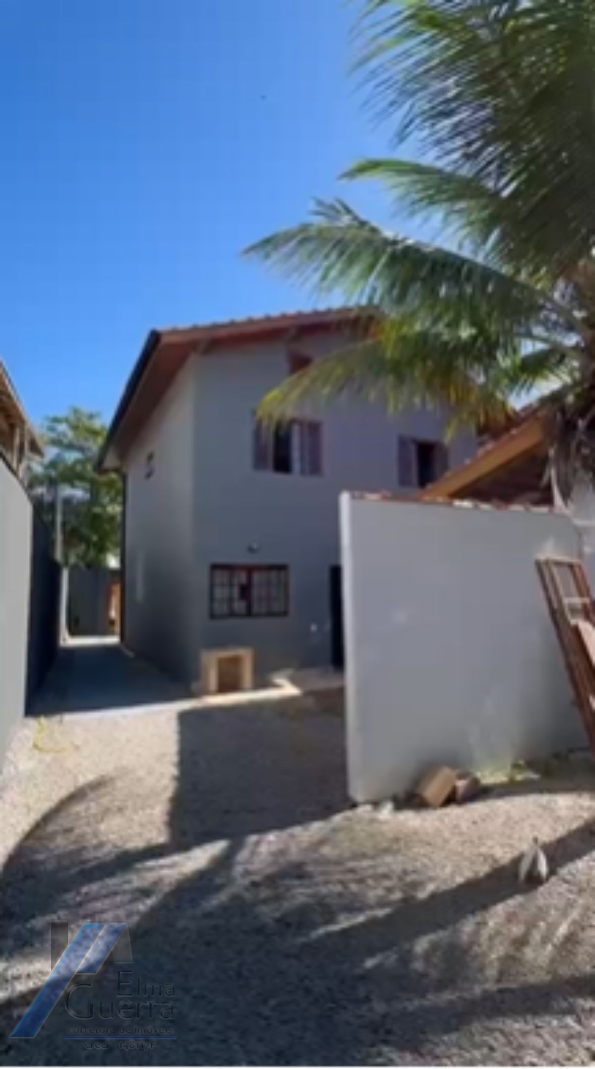 Ubatuba, pereque-açú - Casa sobrado com 04 dormitorios sendo 01 suite, casa nova.