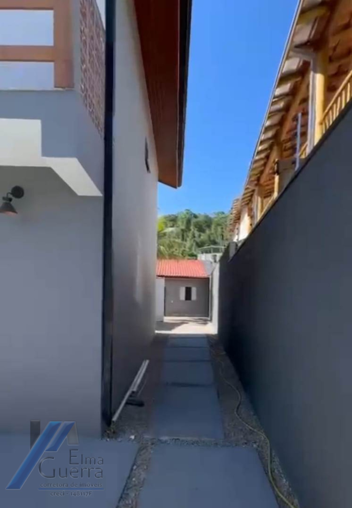 Ubatuba, pereque-açú - Casa sobrado com 04 dormitorios sendo 01 suite, casa nova.