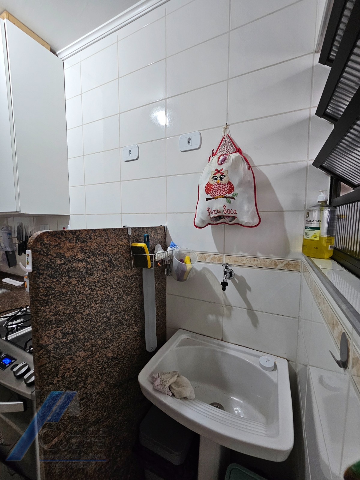 Ubatuba, Tenório - Apartamento duplex, com 03 dormitorios, sendo 02 suites..