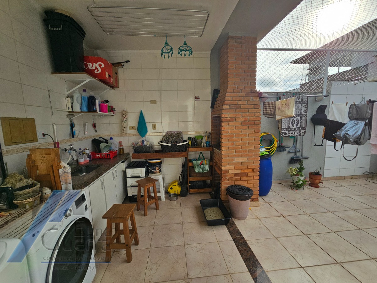 Ubatuba, Tenório - Apartamento duplex, com 03 dormitorios, sendo 02 suites..