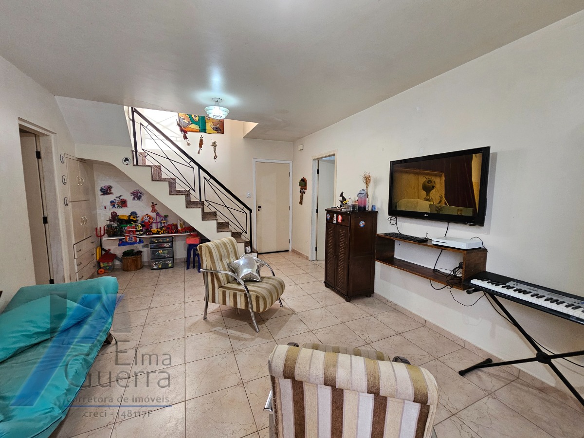 Ubatuba, Tenório - Apartamento duplex, com 03 dormitorios, sendo 02 suites..