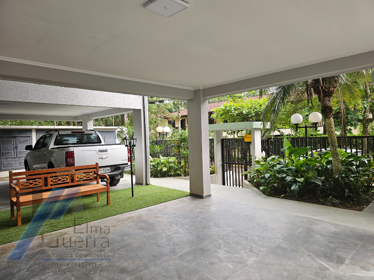Ubatuba, Tenório - Apartamento duplex, com 03 dormitorios, sendo 02 suites..