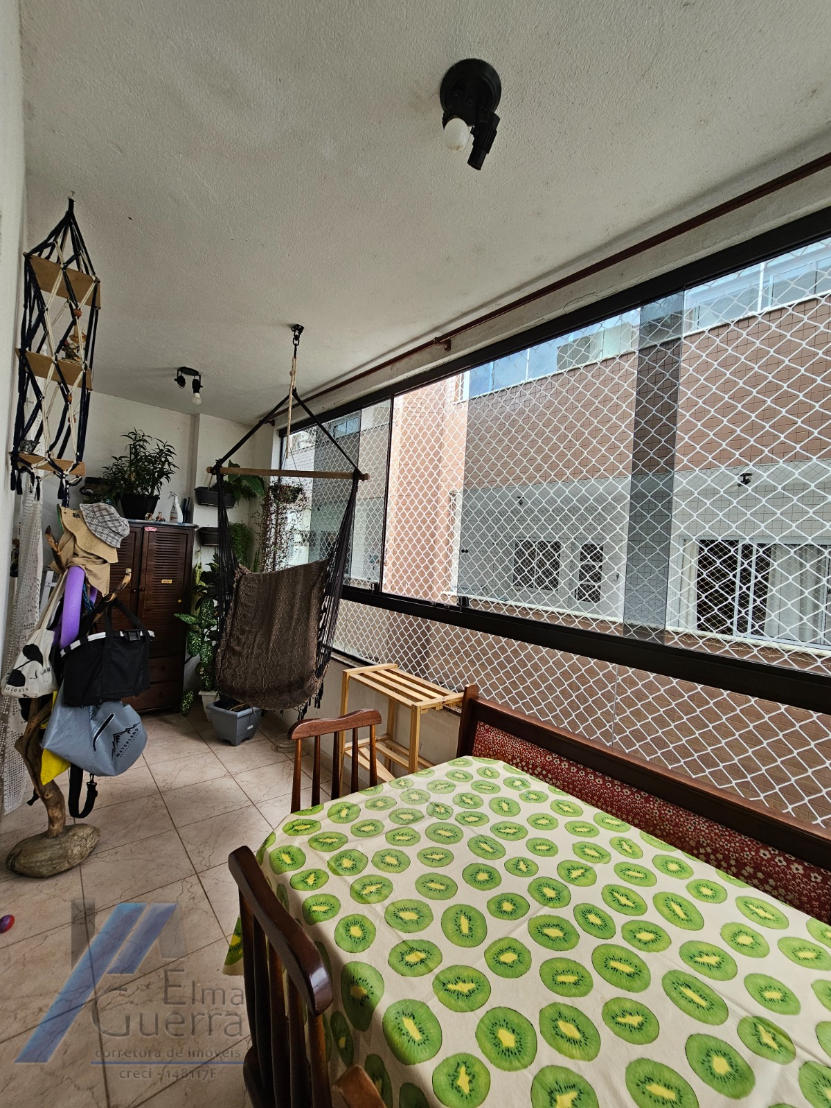 Ubatuba, Tenório - Apartamento duplex, com 03 dormitorios, sendo 02 suites..
