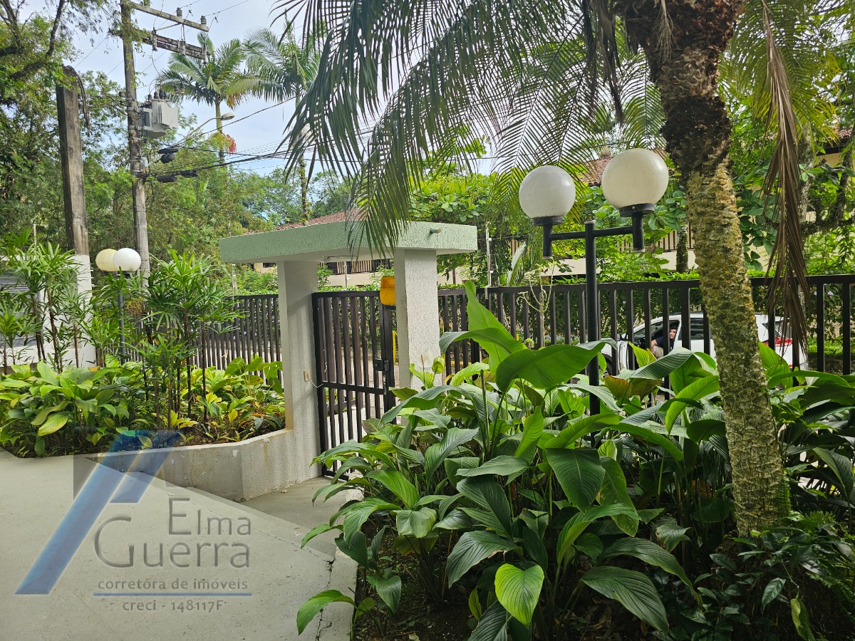 Ubatuba, Tenório - Apartamento duplex, com 03 dormitorios, sendo 02 suites..