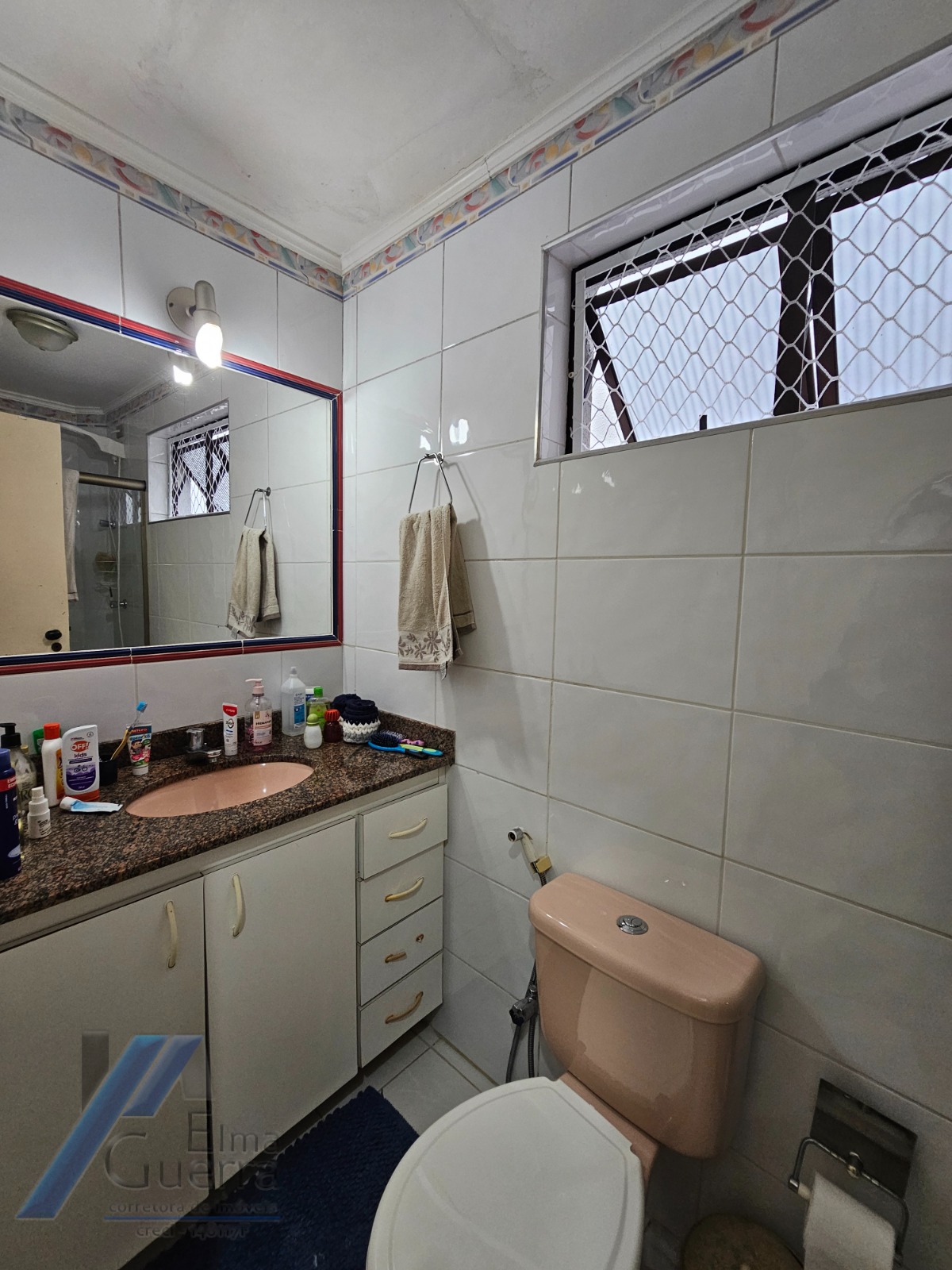 Ubatuba, Tenório - Apartamento duplex, com 03 dormitorios, sendo 02 suites..