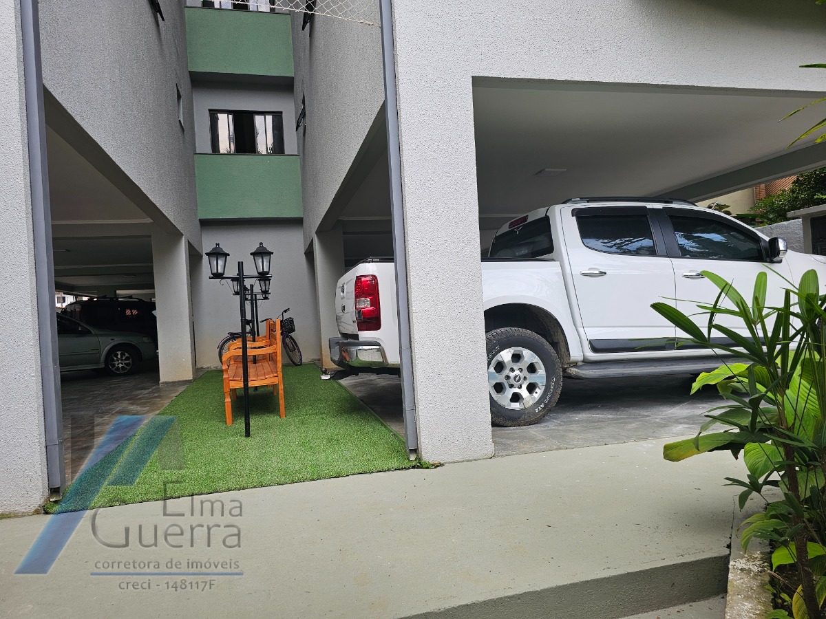 Ubatuba, Tenório - Apartamento duplex, com 03 dormitorios, sendo 02 suites..