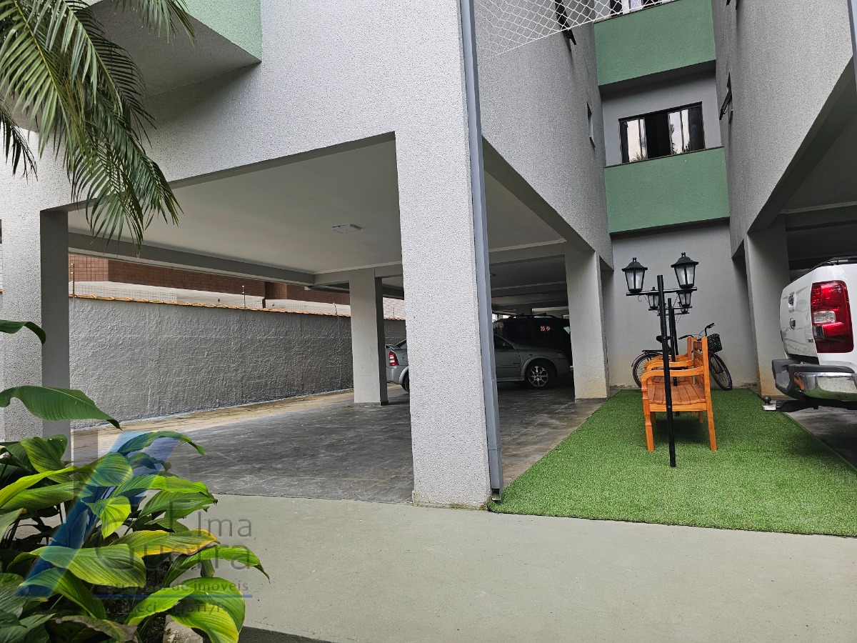 Ubatuba, Tenório - Apartamento duplex, com 03 dormitorios, sendo 02 suites..