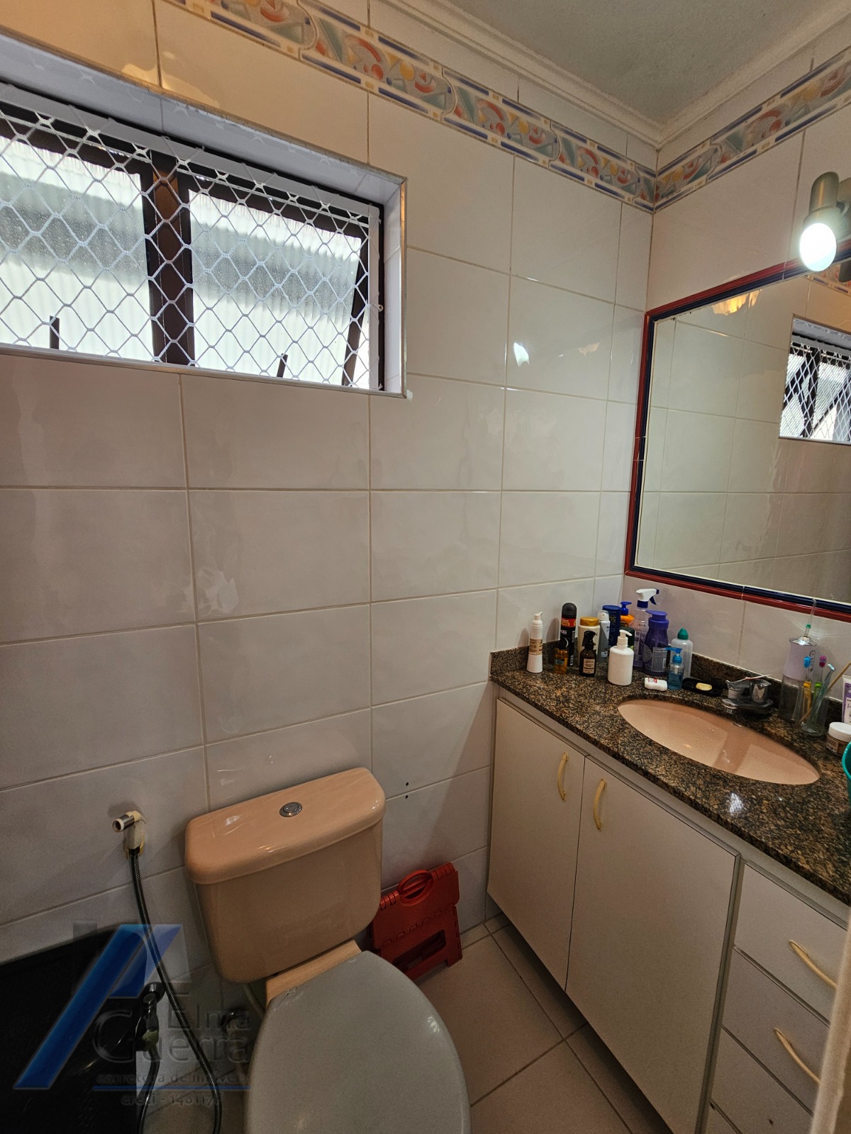 Ubatuba, Tenório - Apartamento duplex, com 03 dormitorios, sendo 02 suites..