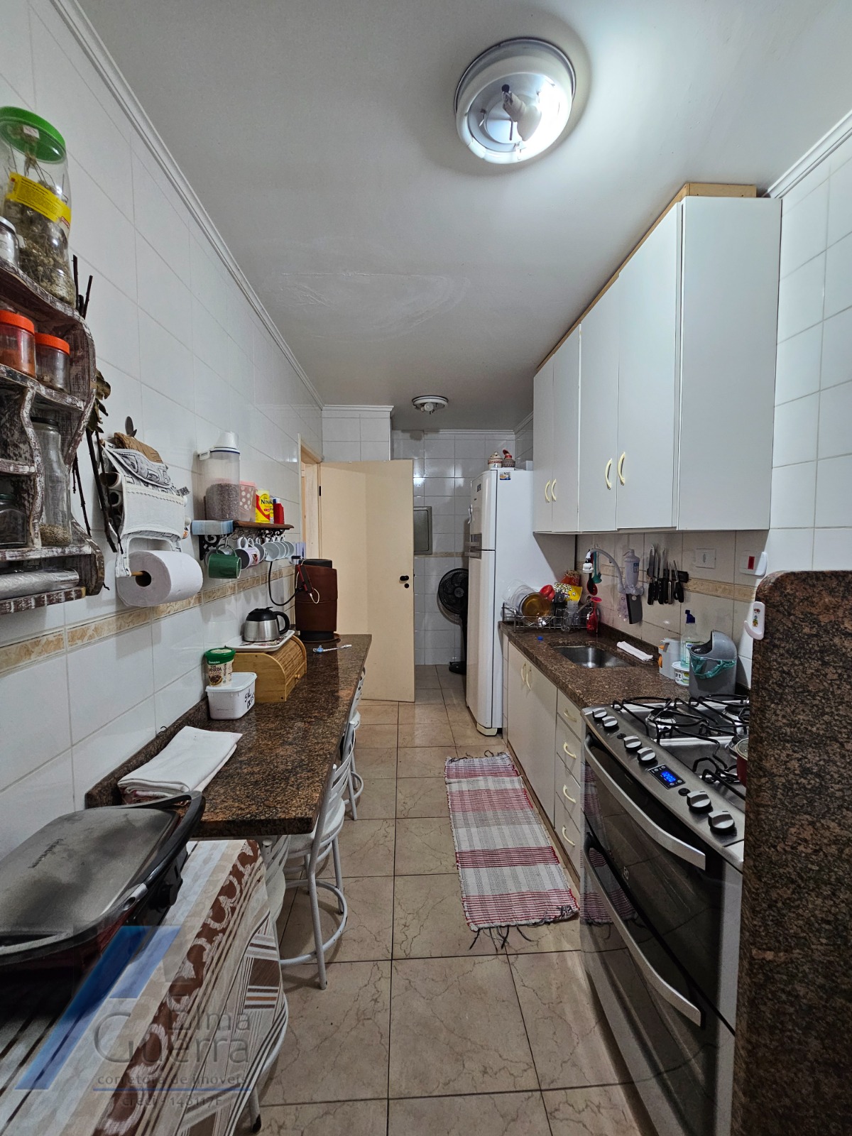 Ubatuba, Tenório - Apartamento duplex, com 03 dormitorios, sendo 02 suites..