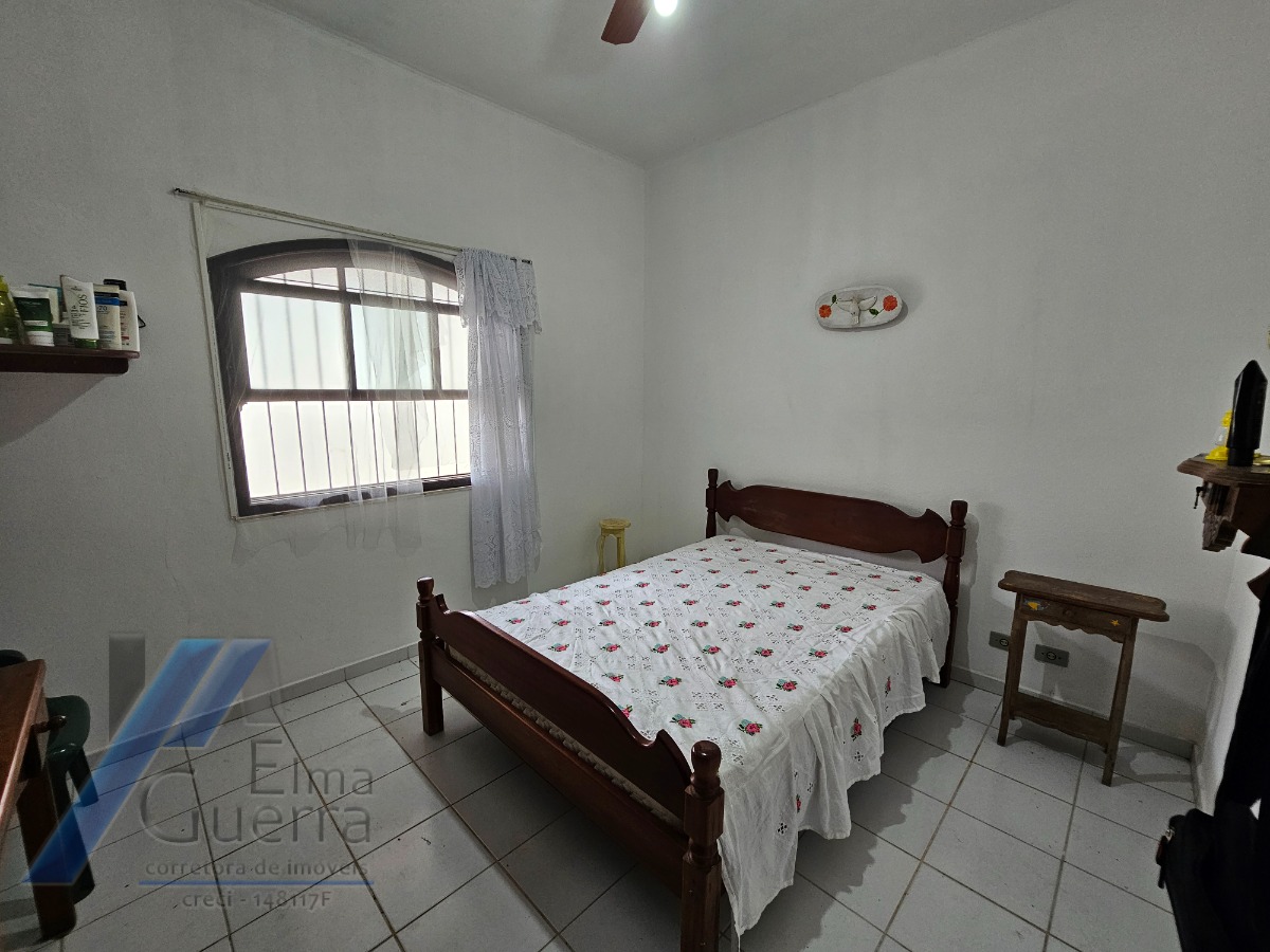Ubatuba, Ressaca - Casa em condominio fechado com 03 dormitórios.