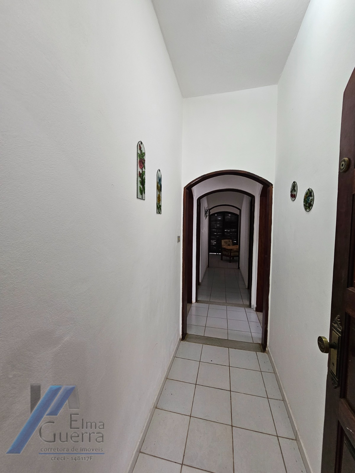 Ubatuba, Ressaca - Casa em condominio fechado com 03 dormitórios.