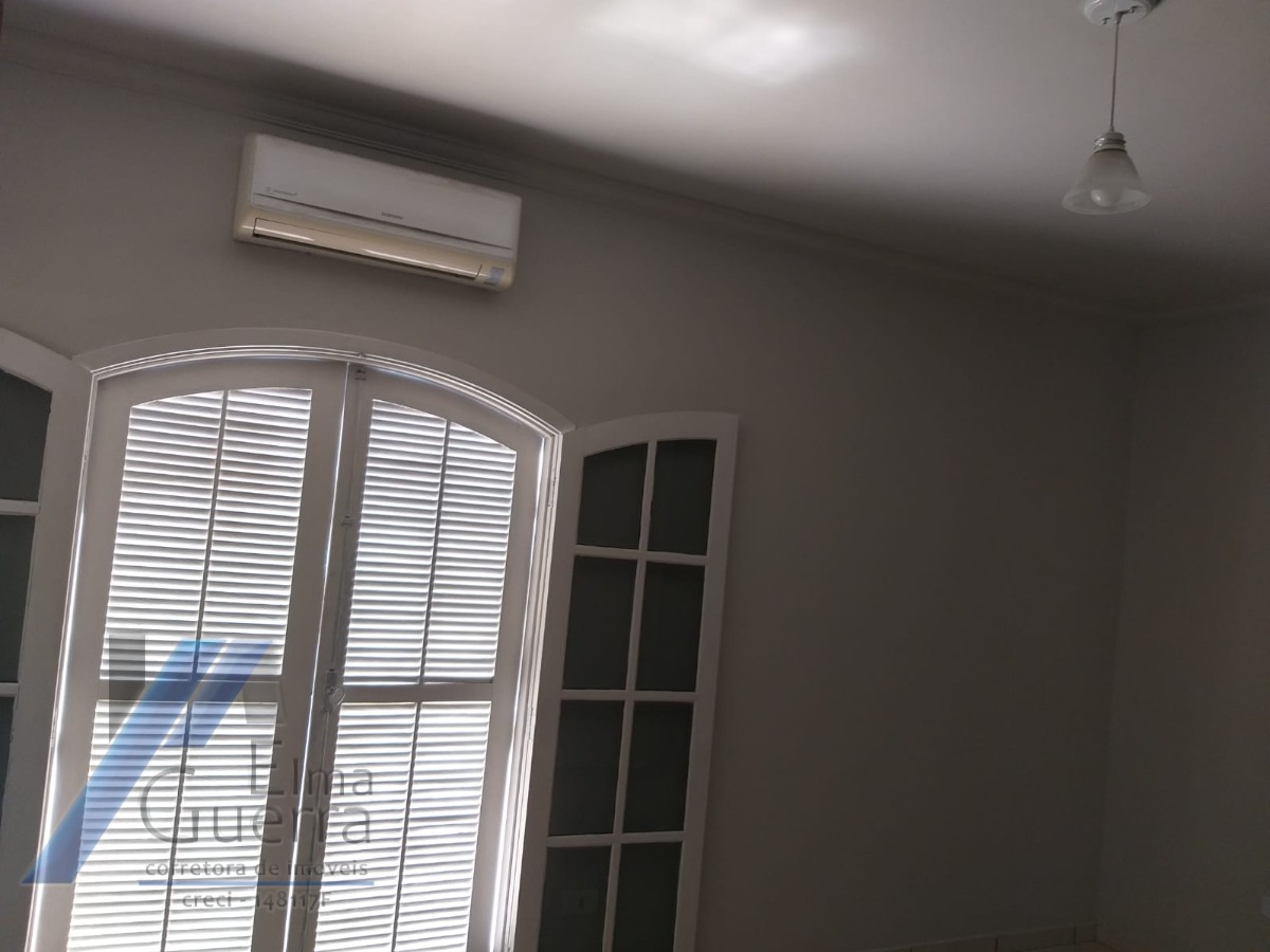 Ubatuba, Centro - Imovel com 02 casas mais edicula com terreno de 300 m2.