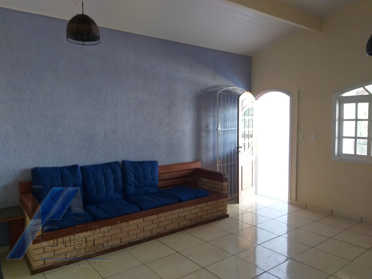 Ubatuba, Centro - Imovel com 02 casas mais edicula com terreno de 300 m2.