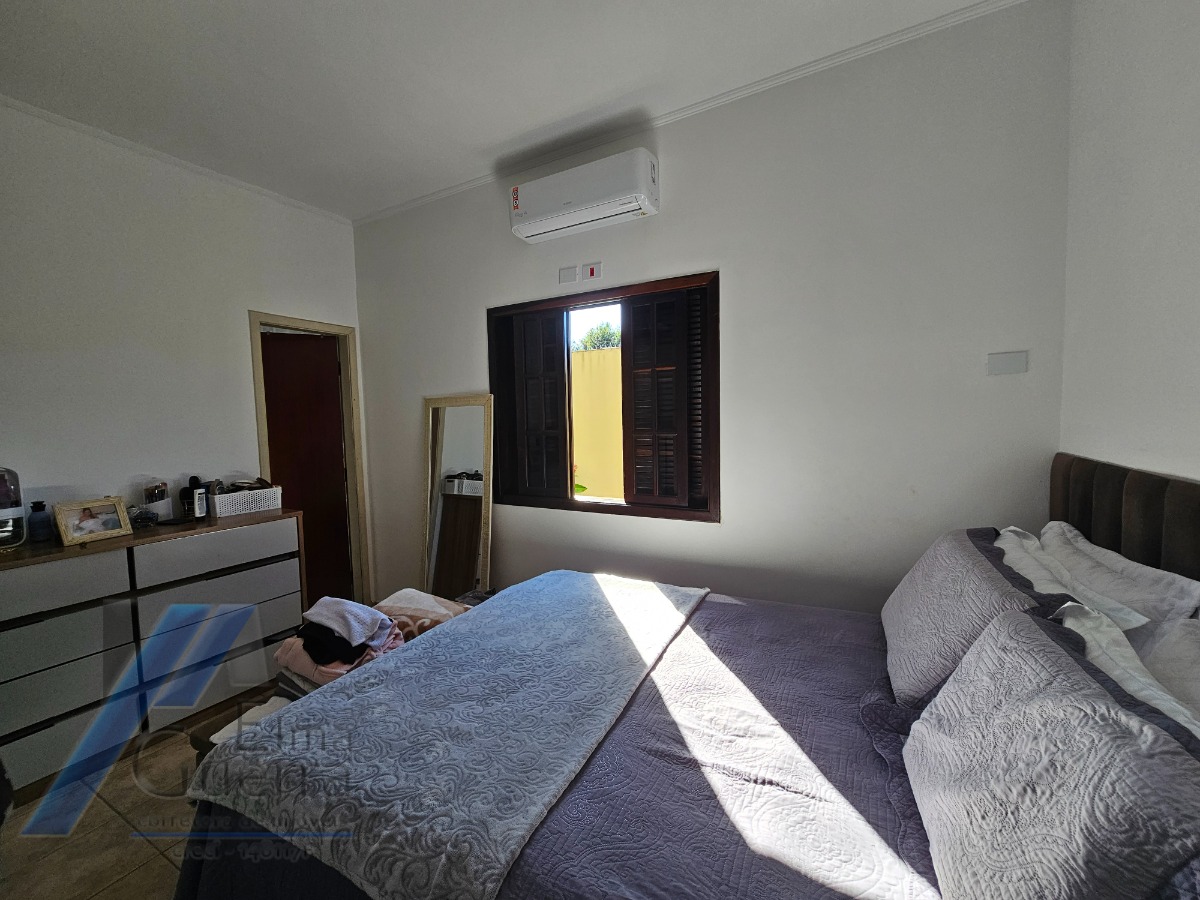 Casa, 3 quartos, 237 m² - Foto 35