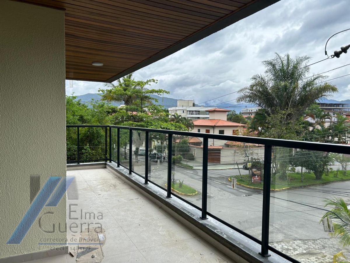 Ubatuba, Itaguá - Apto com 02 dormitórios sendo 01 suíte, em fase final de obra.