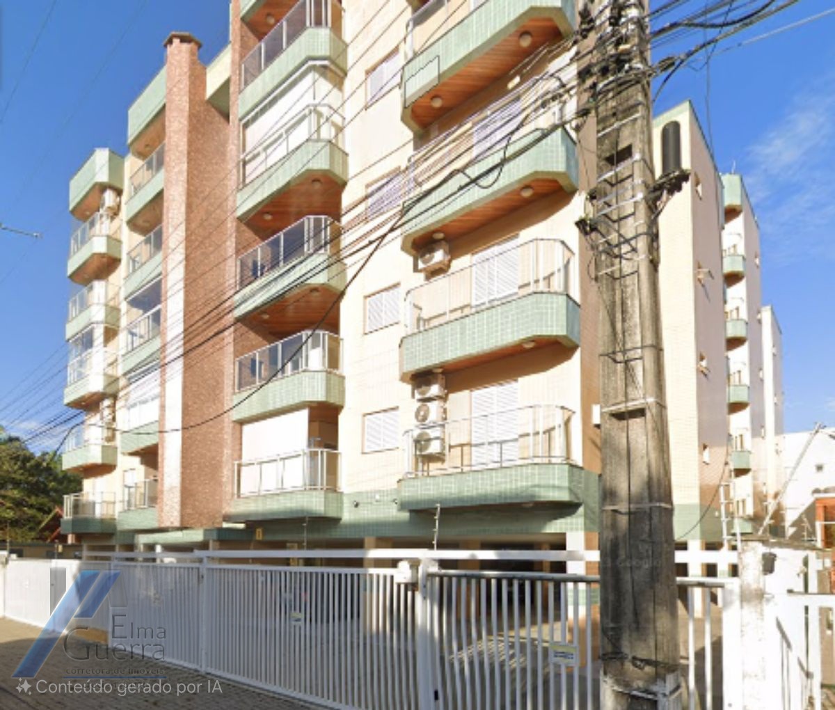 Ubatuba, Itagua - Apartamento de 02 dormitórios sendo 01 suíte e área de lazer.