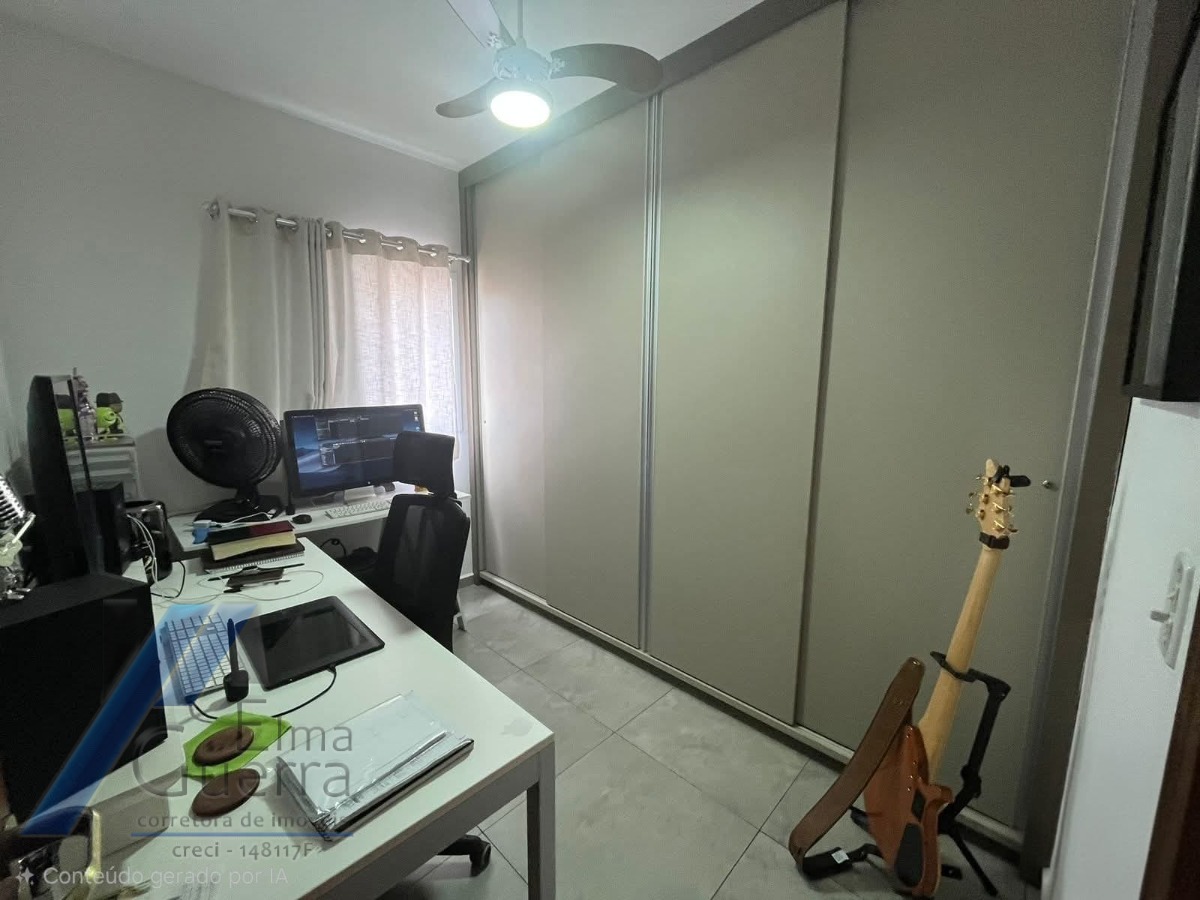 Ubatuba, Itagua - Apartamento de 02 dormitórios sendo 01 suíte e área de lazer.