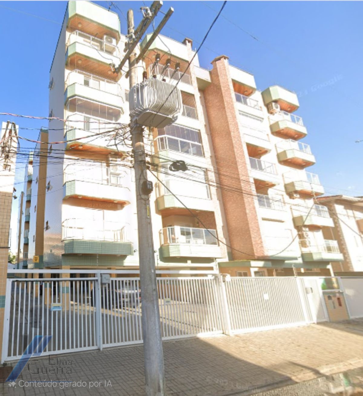 Ubatuba, Itagua - Apartamento de 02 dormitórios sendo 01 suíte e área de lazer.