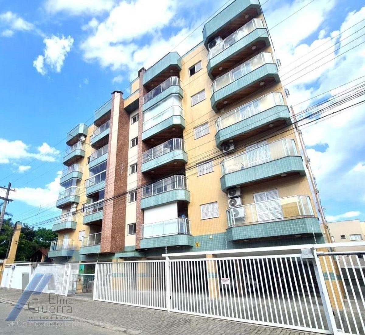 Ubatuba, Itagua - Apartamento de 02 dormitórios sendo 01 suíte e área de lazer.