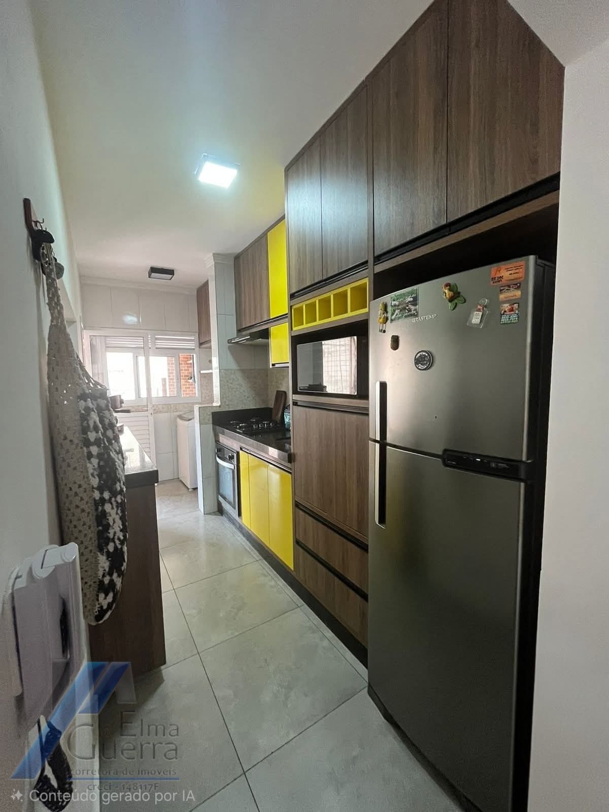 Ubatuba, Itagua - Apartamento de 02 dormitórios sendo 01 suíte e área de lazer.