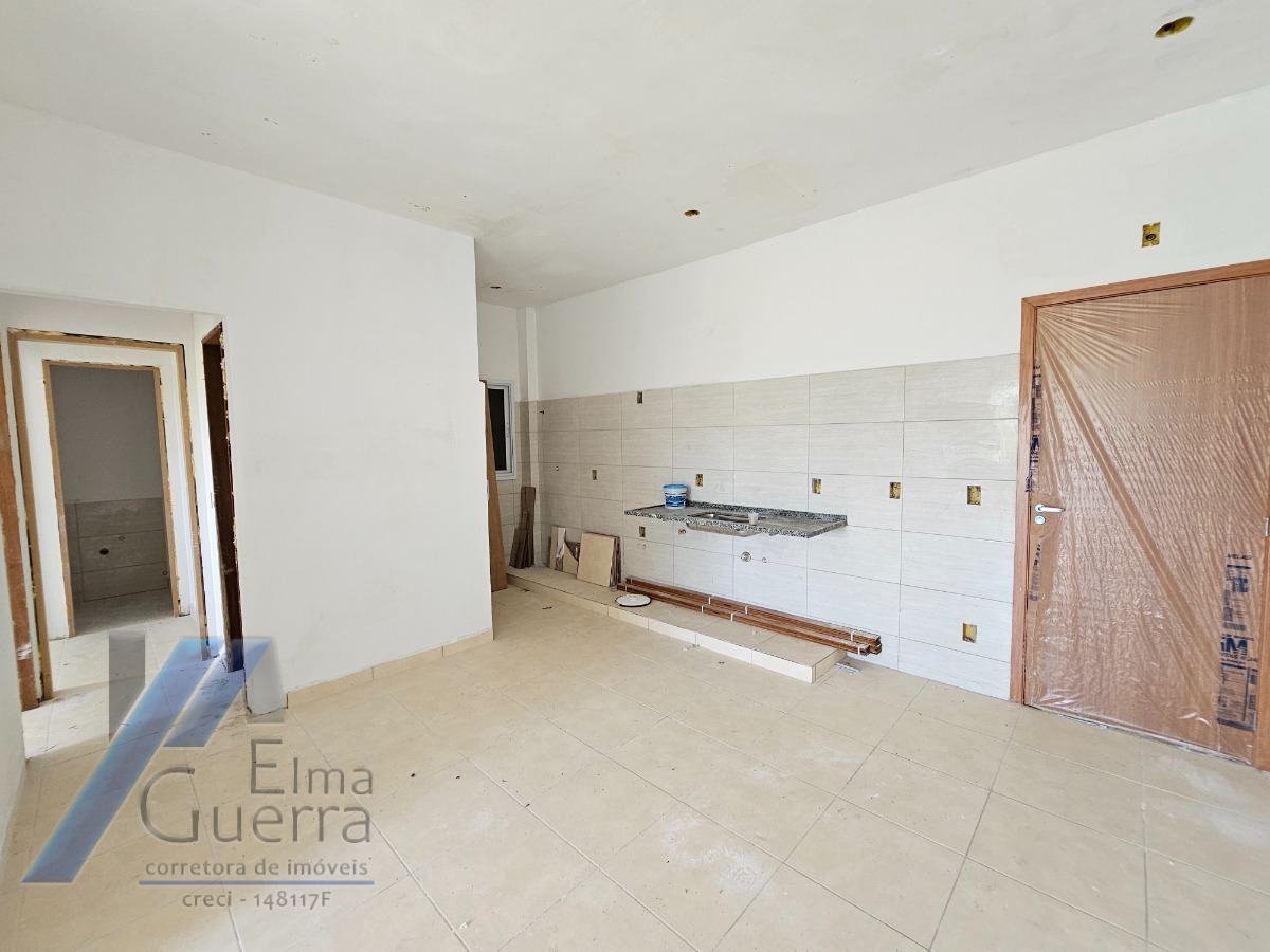 Ubatuba - Pereque açu - Apartamento com 02 dormitórios sendo 01 suíte e área de lazer.