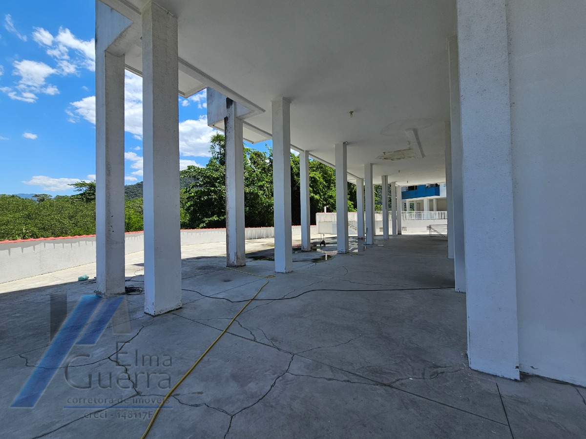 Ubatuba - Pereque açu - Apartamento com 02 dormitórios sendo 01 suíte e área de lazer.