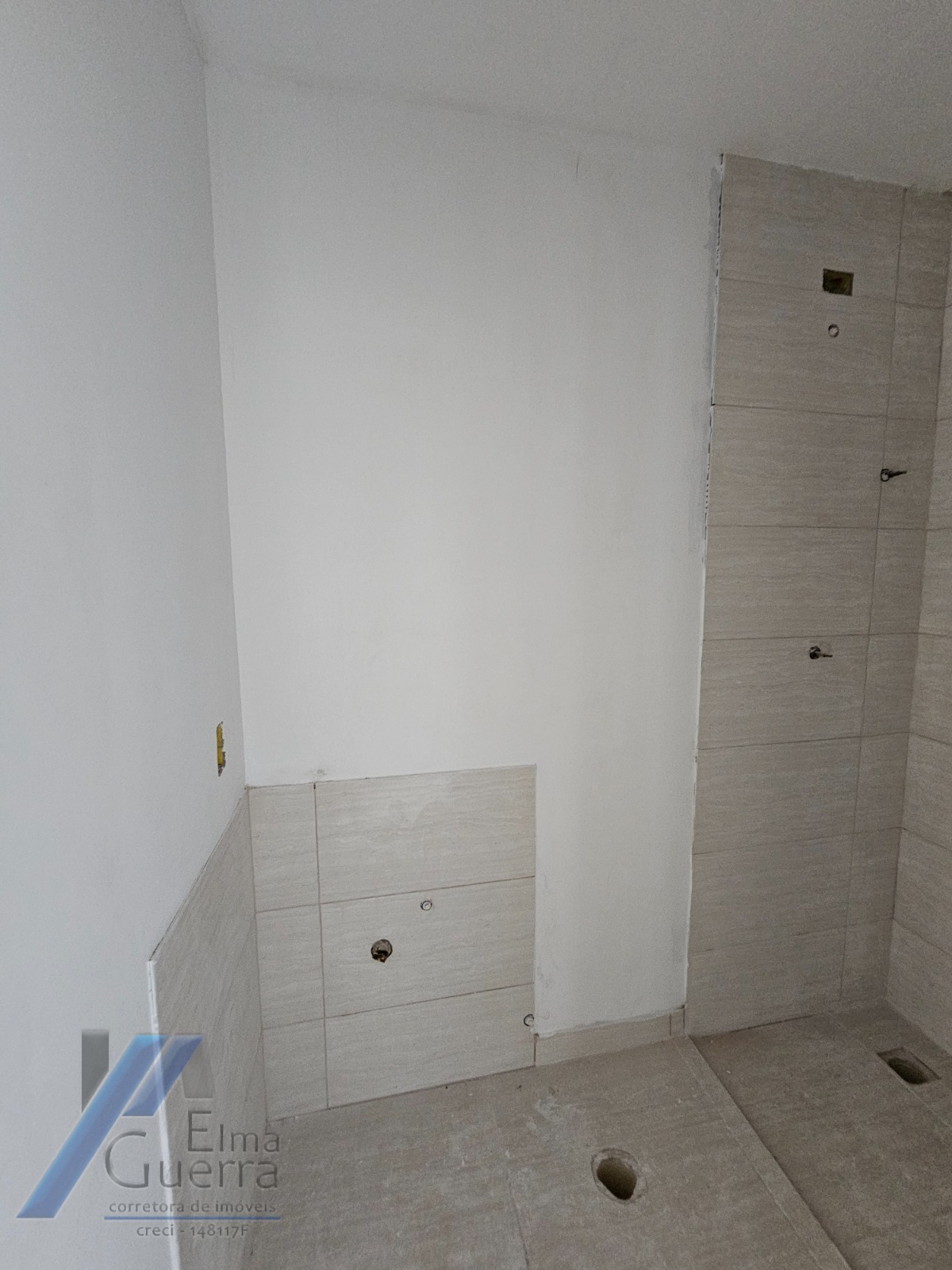 Ubatuba - Pereque açu - Apartamento com 02 dormitórios sendo 01 suíte e área de lazer.