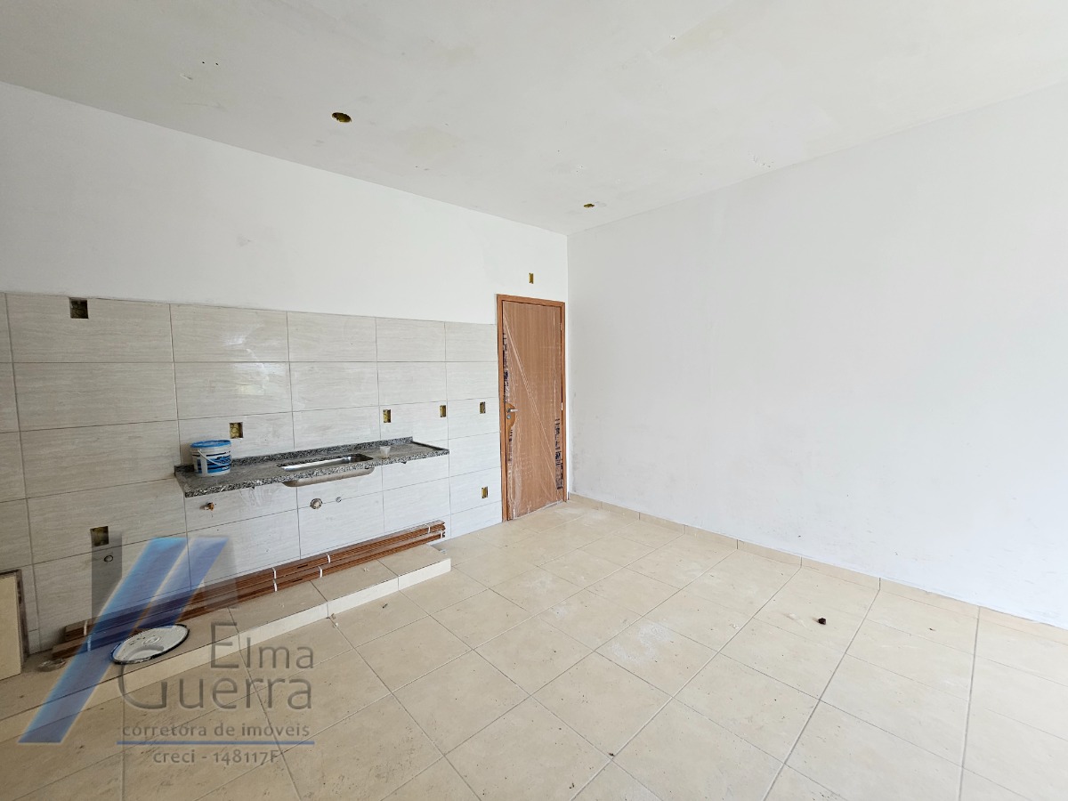 Ubatuba - Pereque açu - Apartamento com 02 dormitórios sendo 01 suíte e área de lazer.