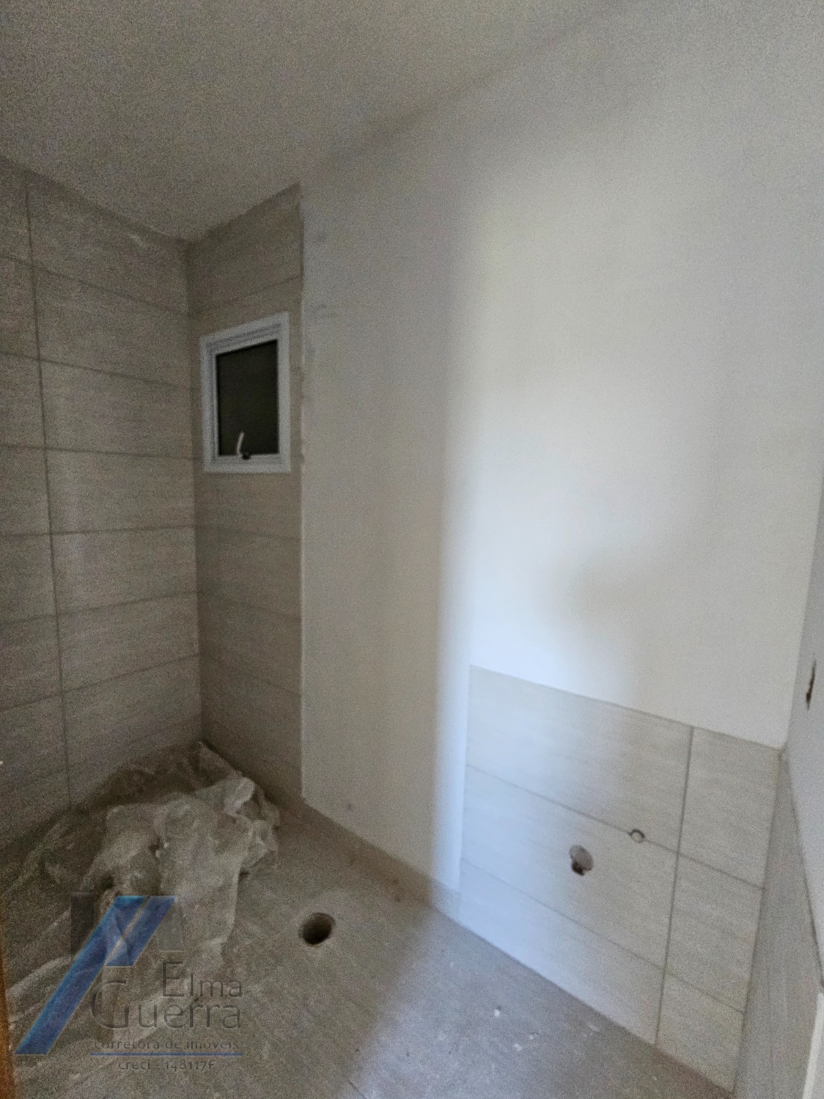 Ubatuba - Pereque açu - Apartamento com 02 dormitórios sendo 01 suíte e área de lazer.