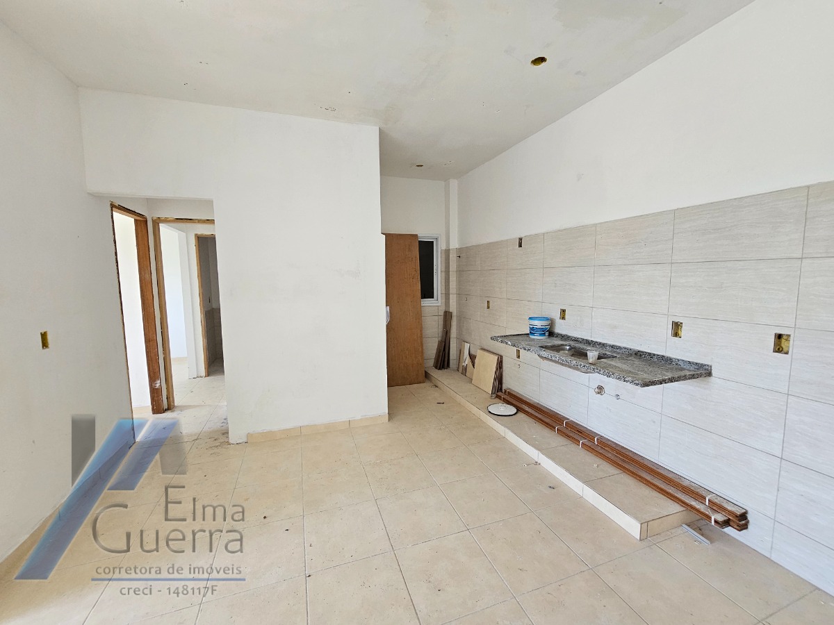 Ubatuba - Pereque açu - Apartamento com 02 dormitórios sendo 01 suíte e área de lazer.